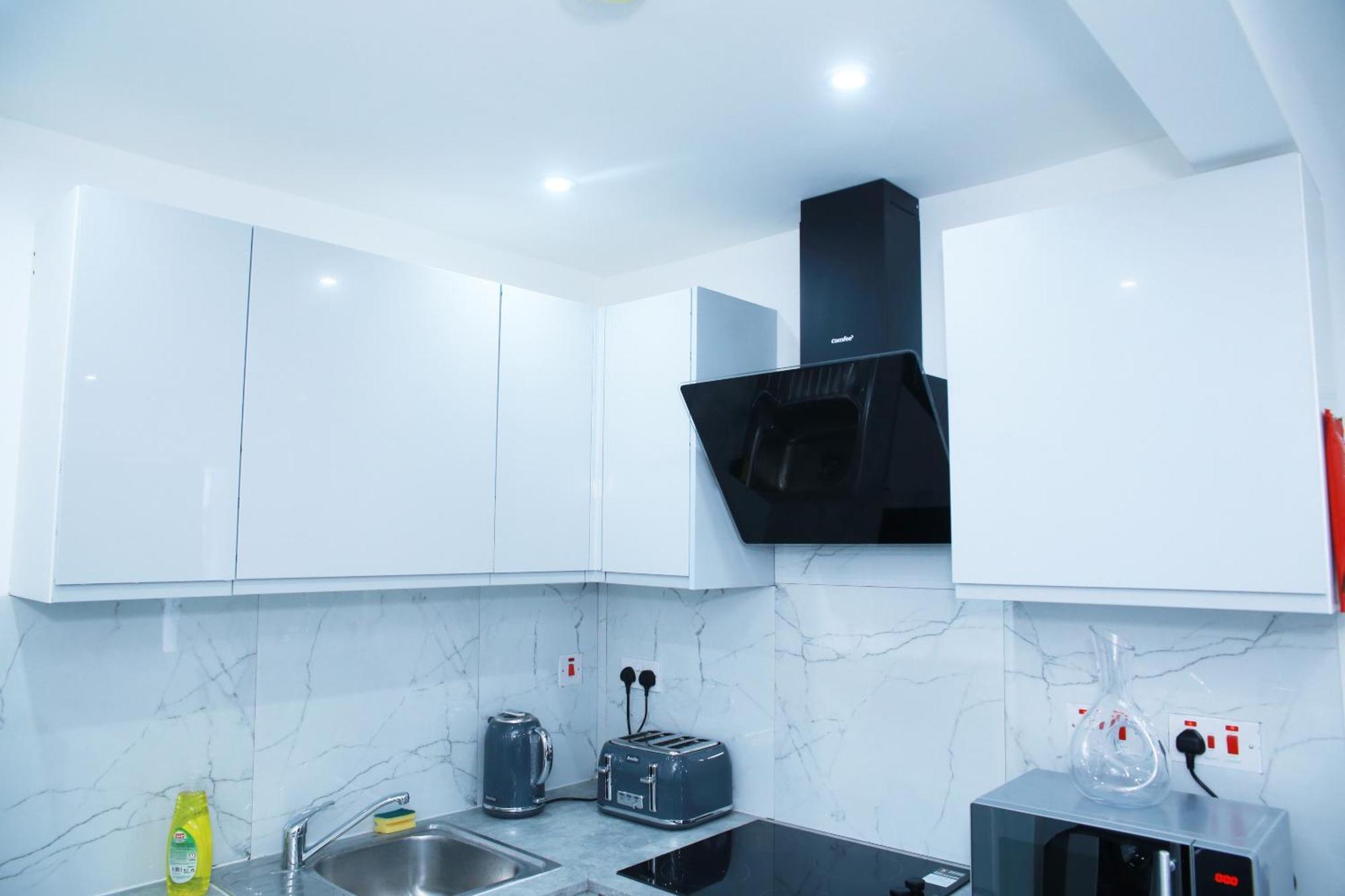 Lovely Apartment With Free Parking On Premises. Londres Exterior foto